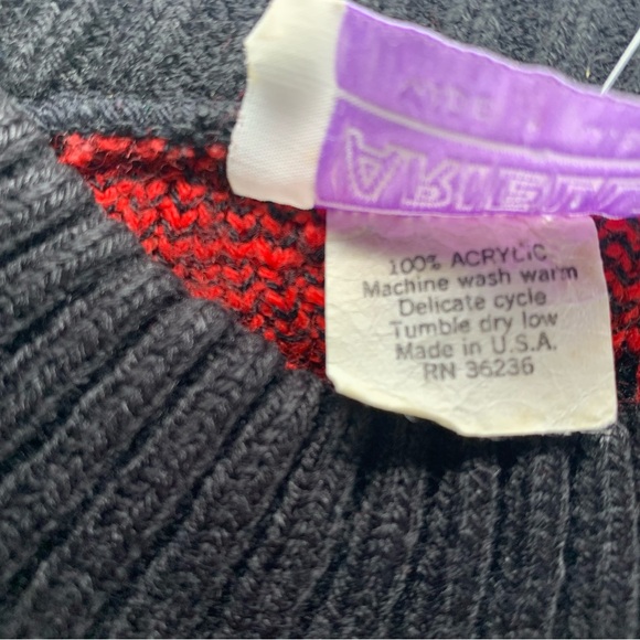 Vintage Retro 80’s Rose Print Sweater from Arielle - Picture 12 of 13